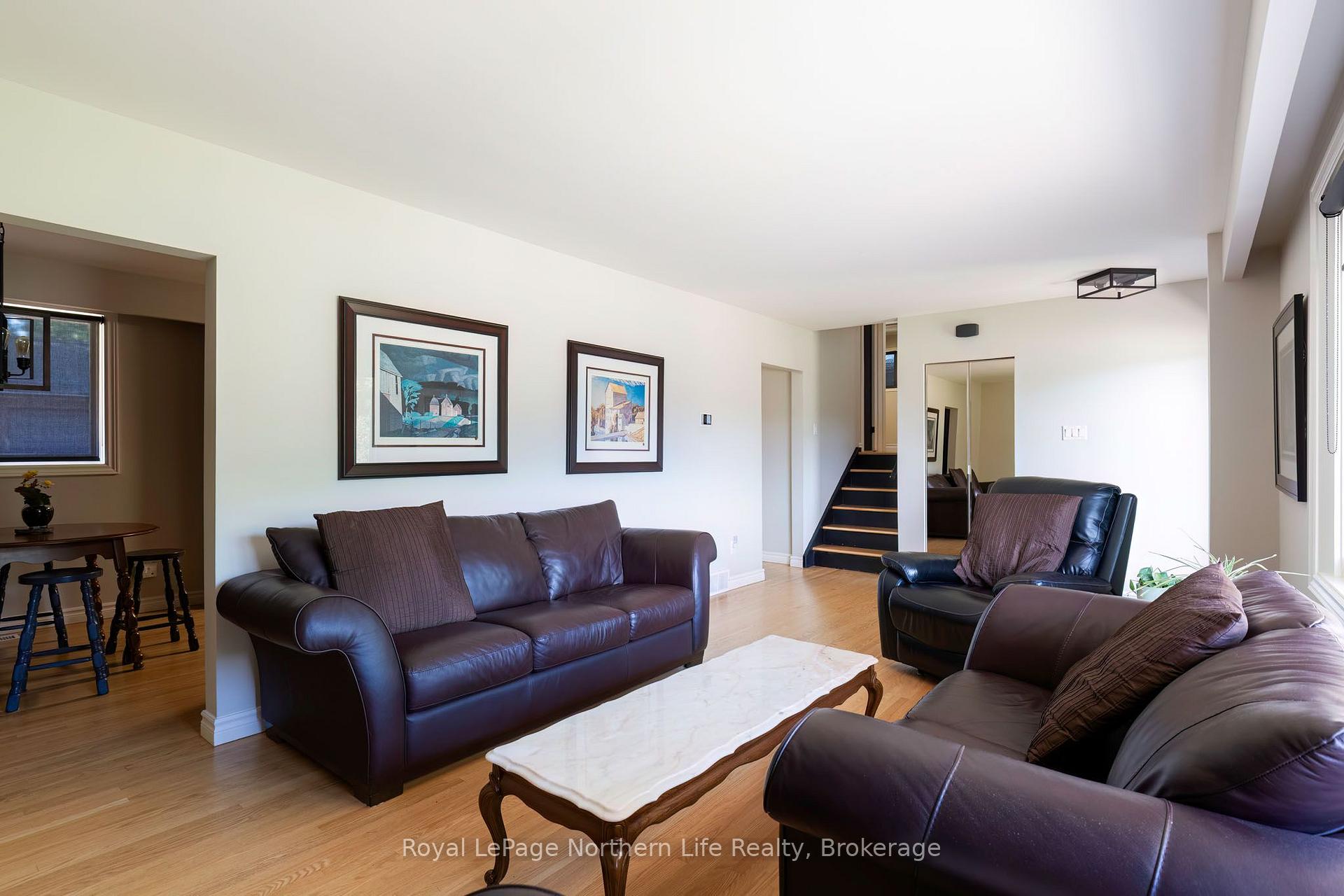 Photo 13 of 131 Coreen Crescent, North Bay, Birchaven — HOMEH