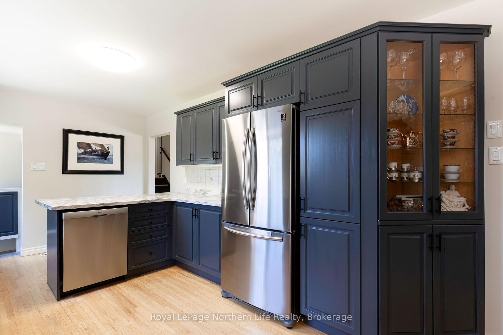 Photo 17 of 131 Coreen Crescent, North Bay, Birchaven — HOMEH