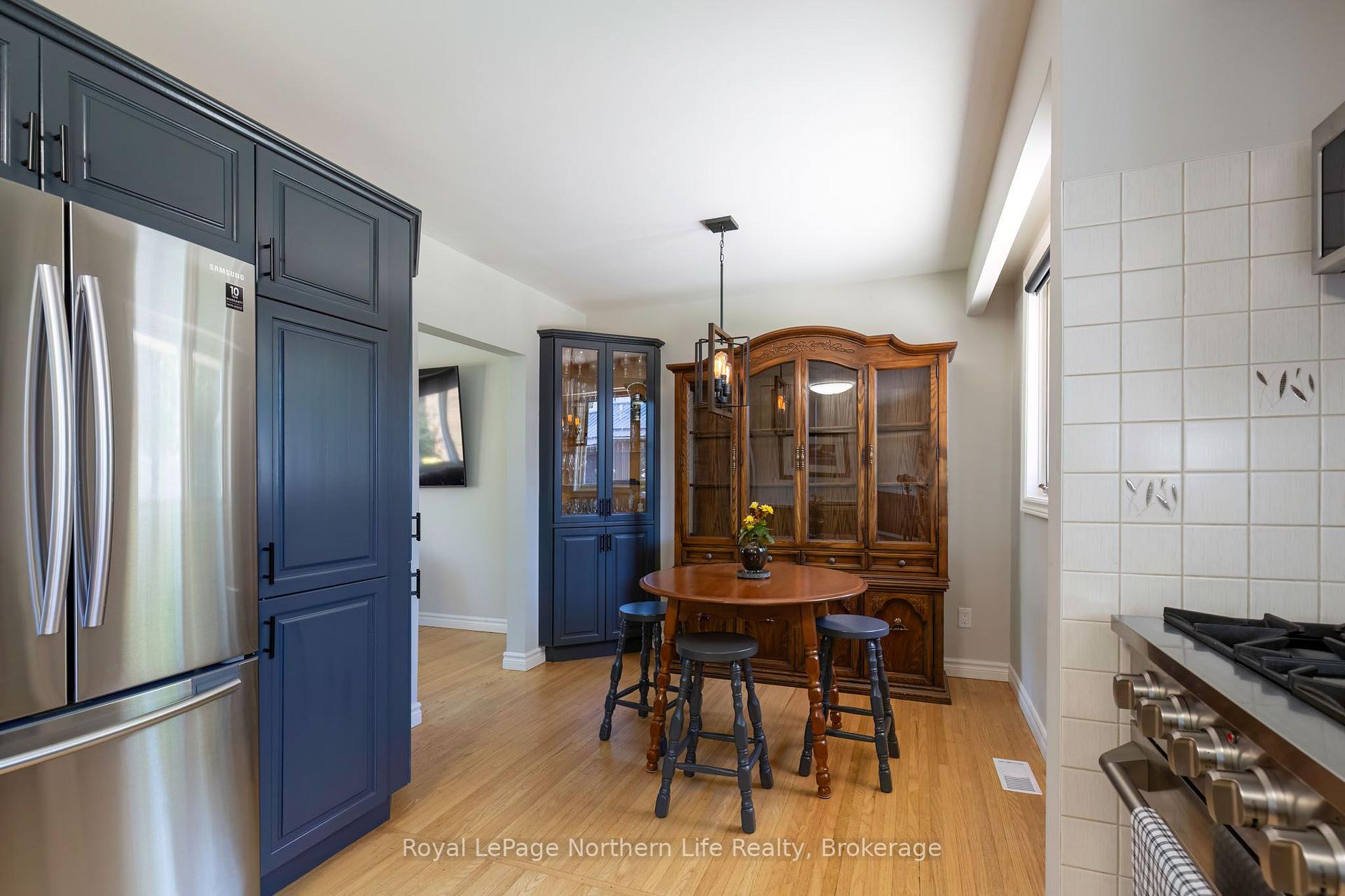 Photo 19 of 131 Coreen Crescent, North Bay, Birchaven — HOMEH