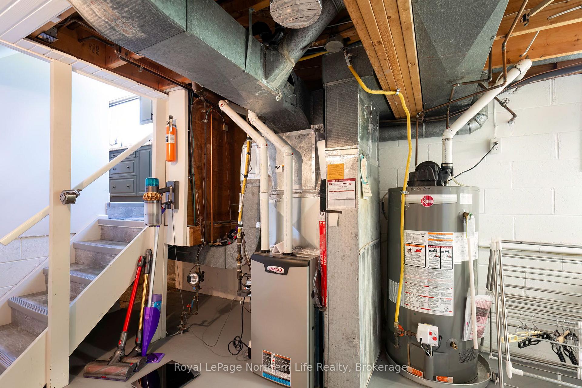 Photo 23 of 131 Coreen Crescent, North Bay, Birchaven — HOMEH