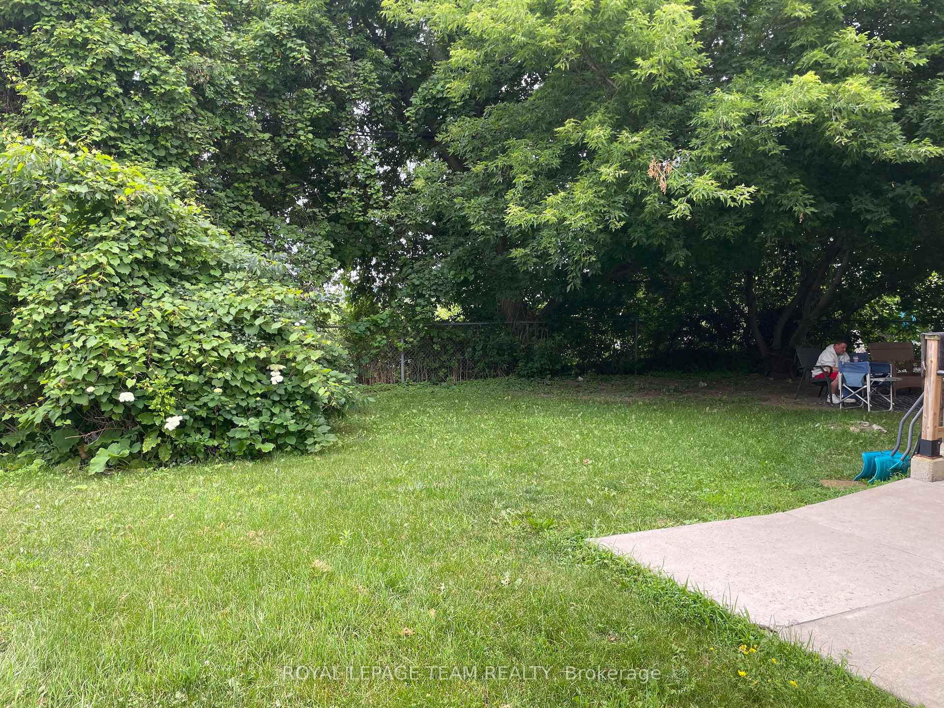 Photo 12 of Unit 2, 1354 Kingston Avenue, Ottawa, Carlington — HOMEH