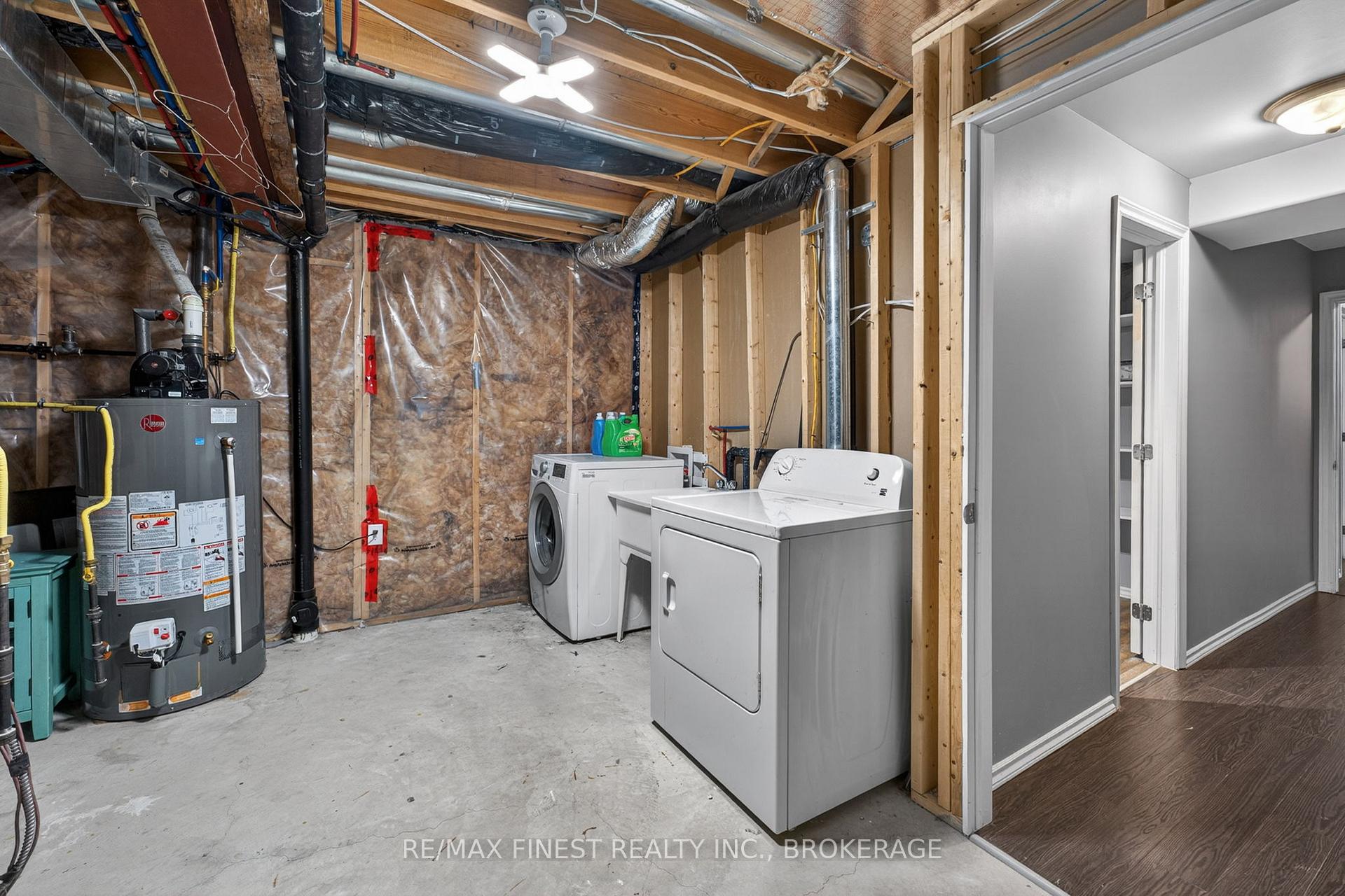 Photo 21 of 119 Champagne Crescent, Loyalist, Amherstview — HOMEH
