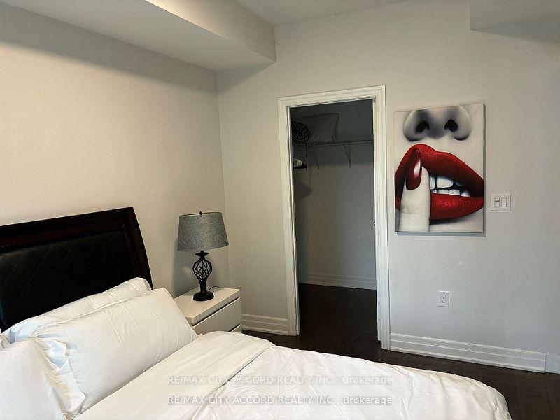 Photo 5 of Unit 1703, 8 The Esplanade, Toronto, Waterfront Communities — HOMEH