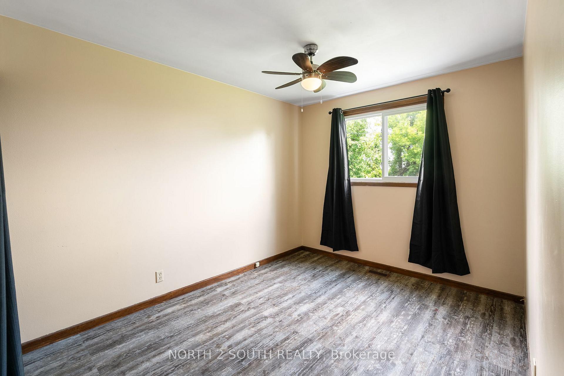 Photo 13 of 1360 Goyeau Street, Windsor, South Central - Windsor — HOMEH