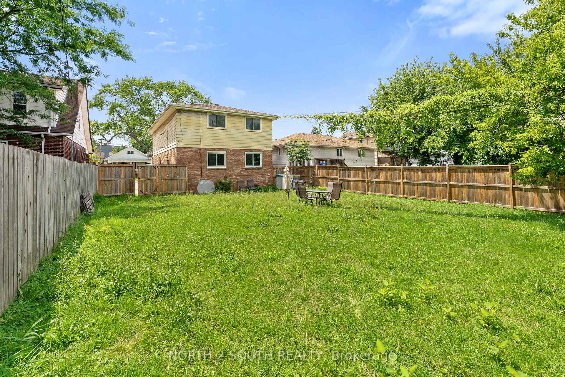 Photo 24 of 1360 Goyeau Street, Windsor, South Central - Windsor — HOMEH