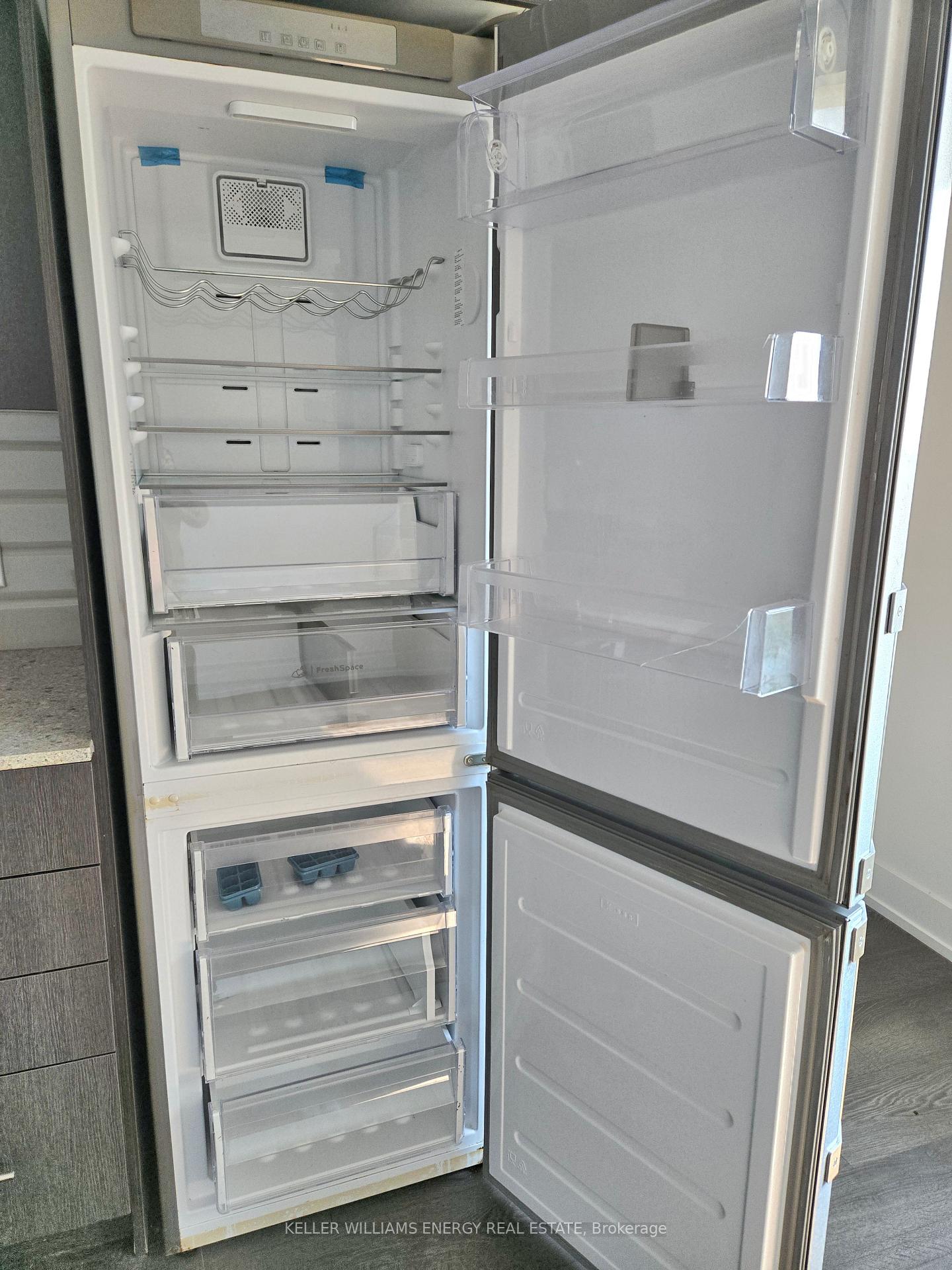Photo 5 of Unit 1919, 2550 Simcoe Street N, Oshawa, Windfields — HOMEH