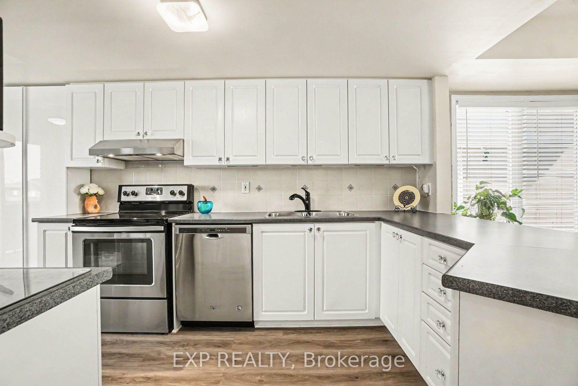 Photo 7 of 2220 Bois-Vert Place, Ottawa, Avalon East — HOMEH