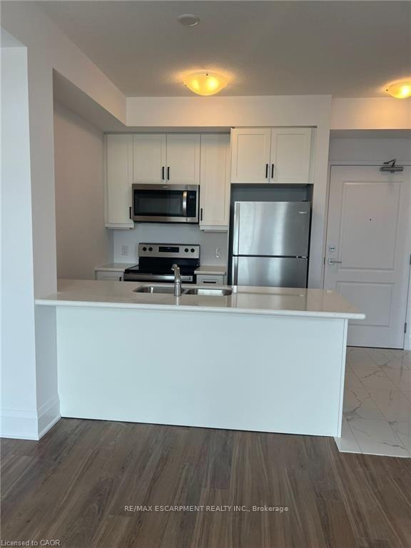 Photo 7 of Unit 409, 450 Dundas Street E, Hamilton, Waterdown — HOMEH