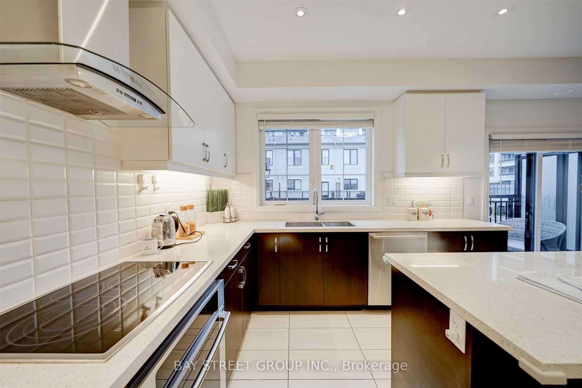 Photo 10 of Unit Th02, 388 Highway 7 Avenue E, Richmond Hill, Doncrest — HOMEH