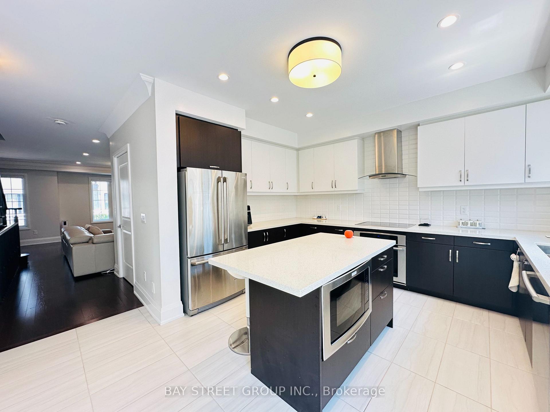 Photo 14 of Unit Th02, 388 Highway 7 Avenue E, Richmond Hill, Doncrest — HOMEH
