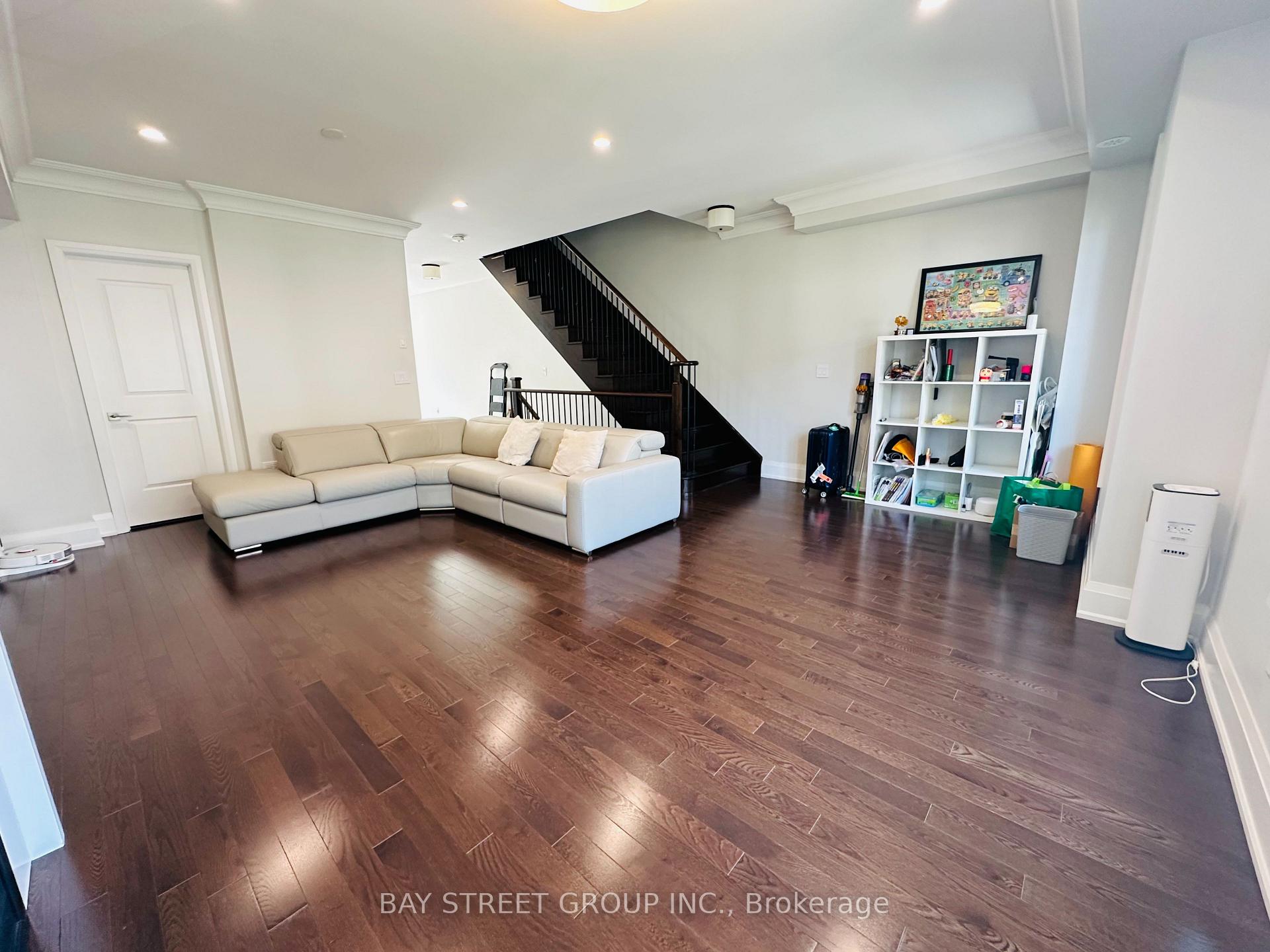 Photo 19 of Unit Th02, 388 Highway 7 Avenue E, Richmond Hill, Doncrest — HOMEH