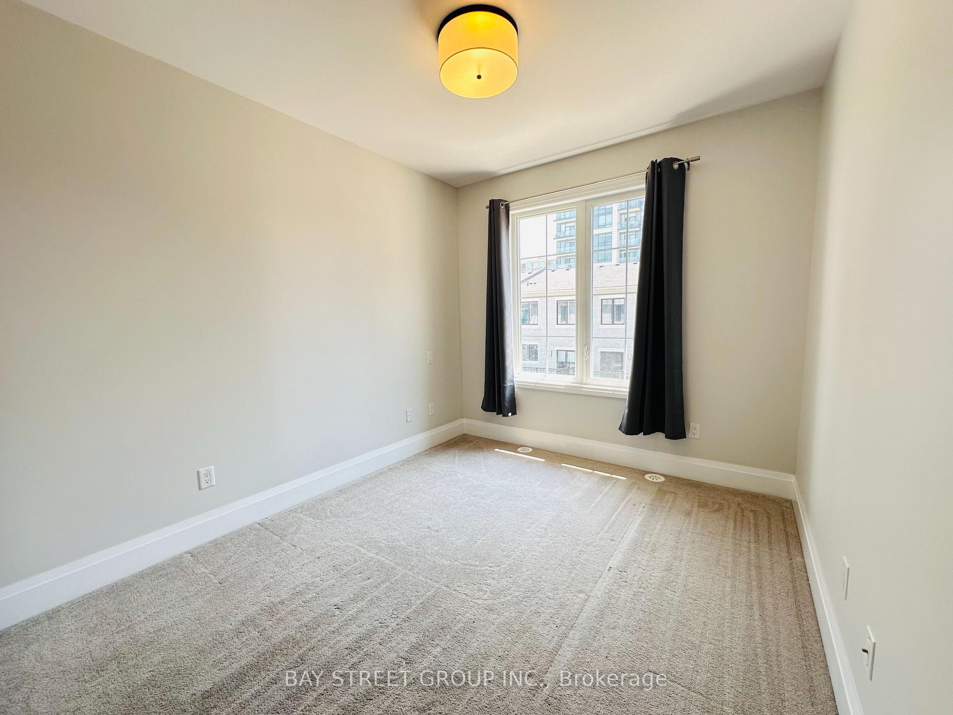 Photo 29 of Unit Th02, 388 Highway 7 Avenue E, Richmond Hill, Doncrest — HOMEH