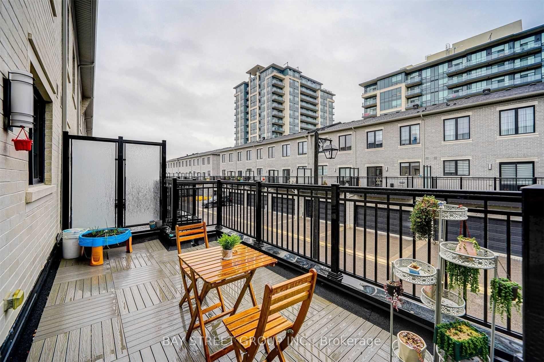 Photo 37 of Unit Th02, 388 Highway 7 Avenue E, Richmond Hill, Doncrest — HOMEH
