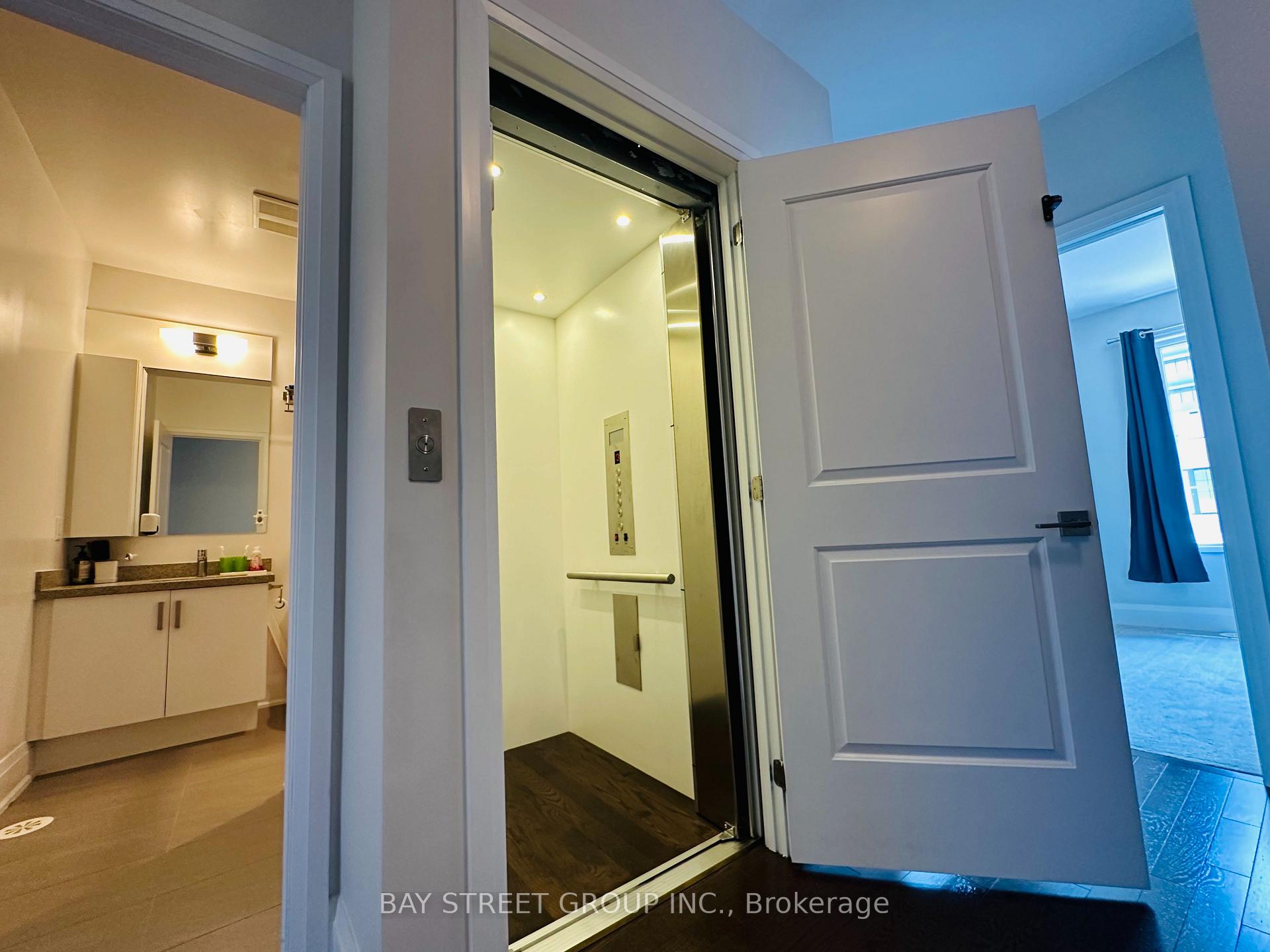 Photo 39 of Unit Th02, 388 Highway 7 Avenue E, Richmond Hill, Doncrest — HOMEH