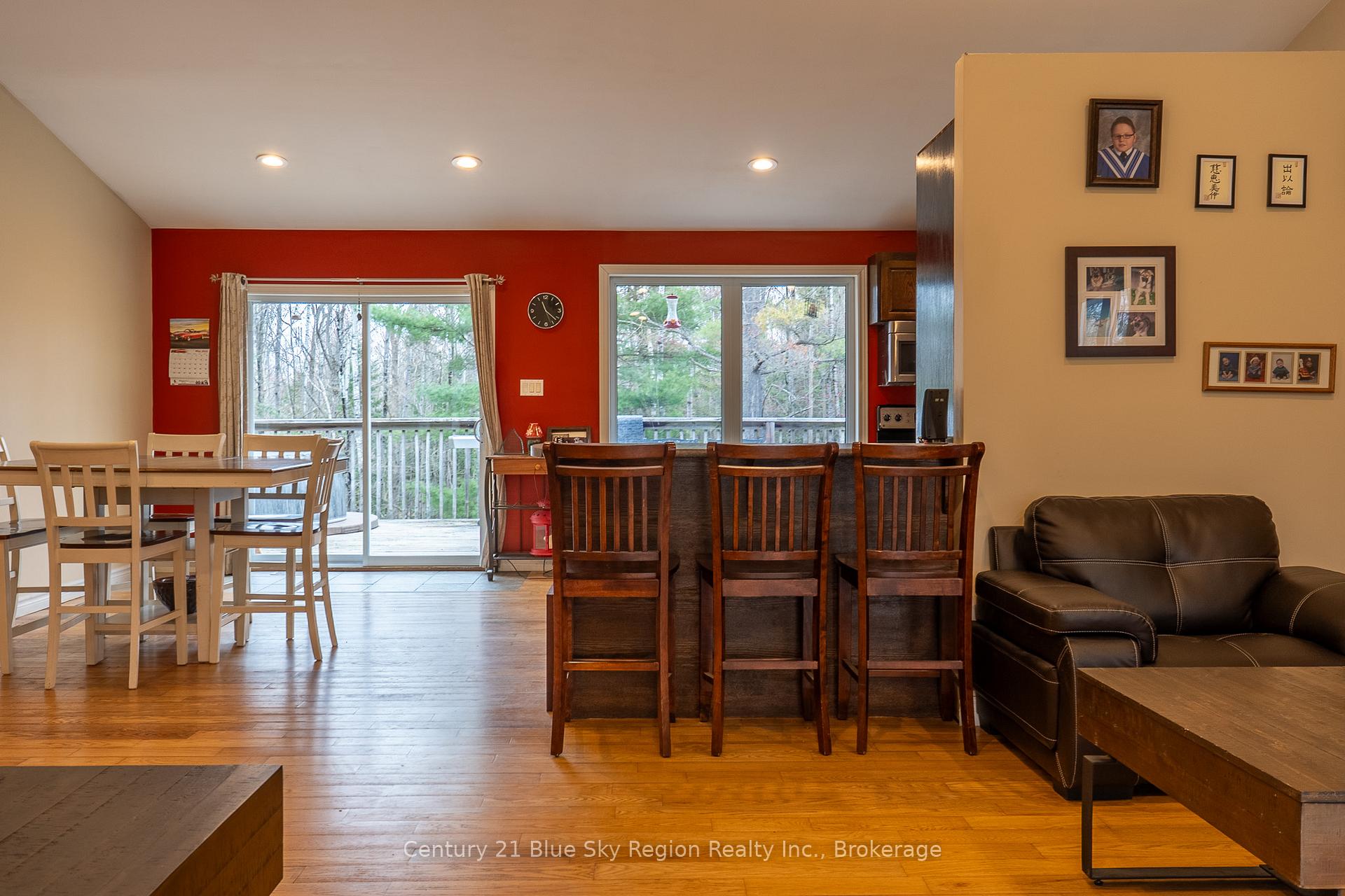Photo 15 of 1518 Pinecreek Road S, Callander — HOMEH