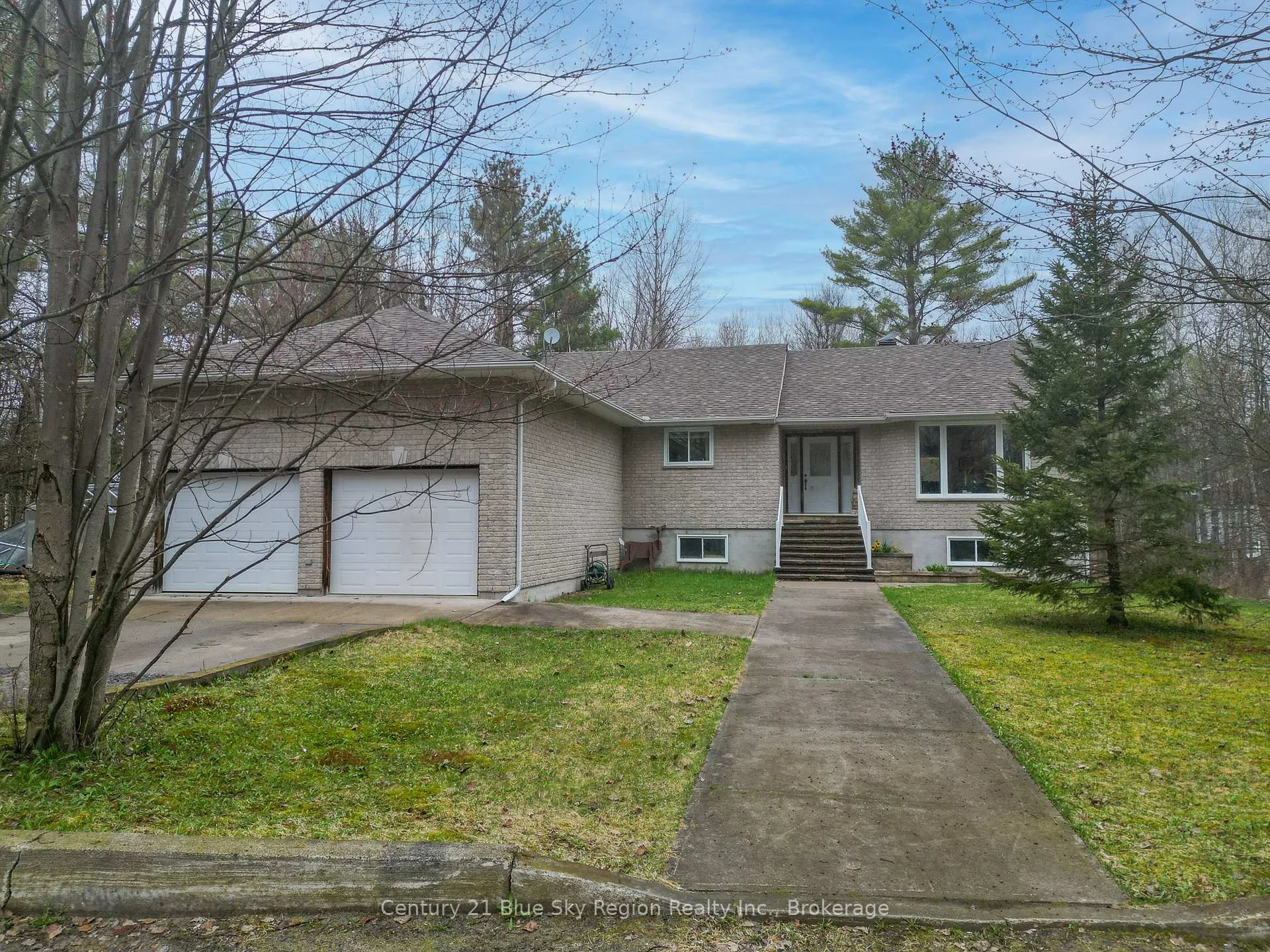Photo 50 of 1518 Pinecreek Road S, Callander — HOMEH