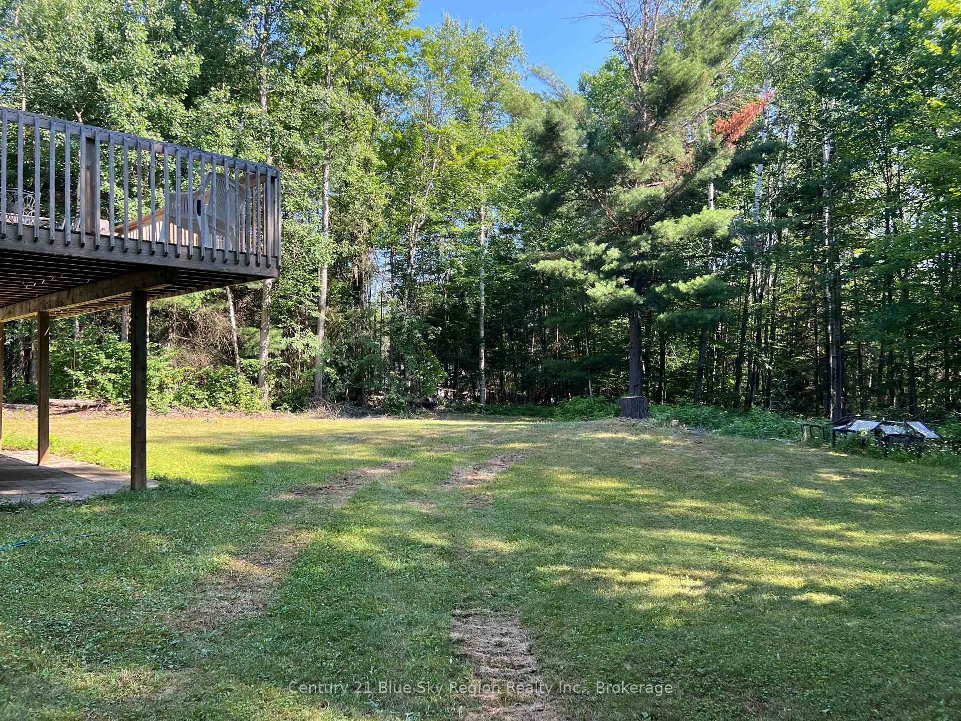 Photo 56 of 1518 Pinecreek Road S, Callander — HOMEH