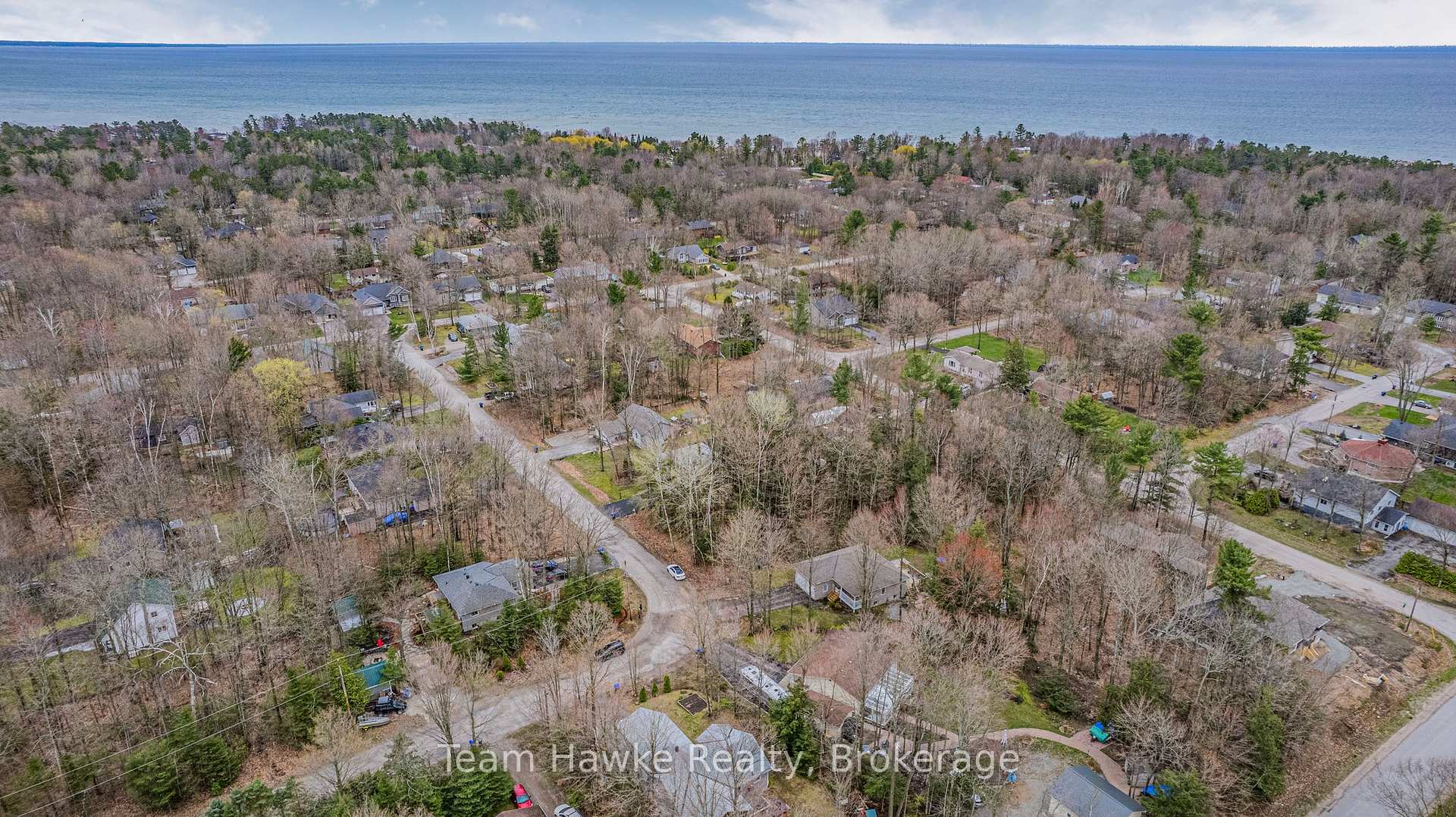 Photo 38 of 22 Laurier Boulevard, Tiny, Rural Tiny — HOMEH