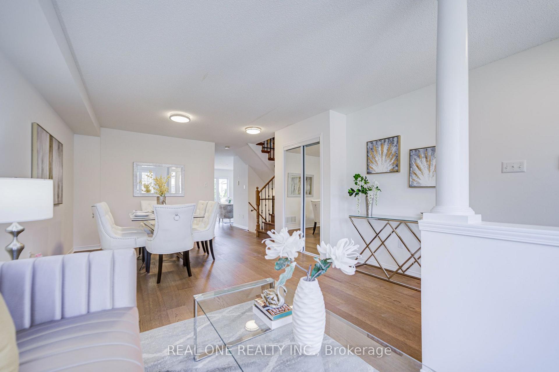 Photo 7 of 65 Westcliffe Crescent, Richmond Hill, Jefferson — HOMEH