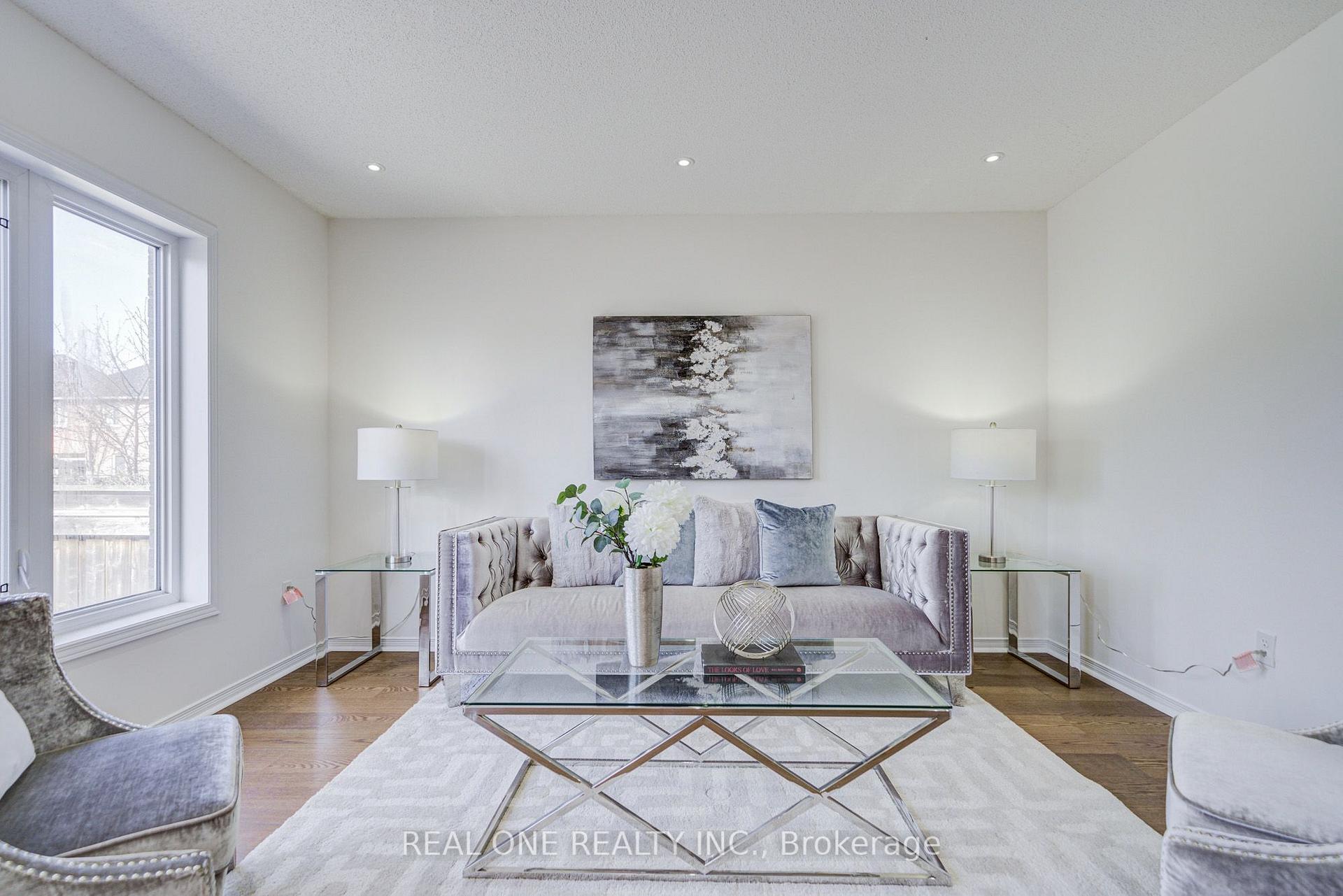 Photo 12 of 65 Westcliffe Crescent, Richmond Hill, Jefferson — HOMEH