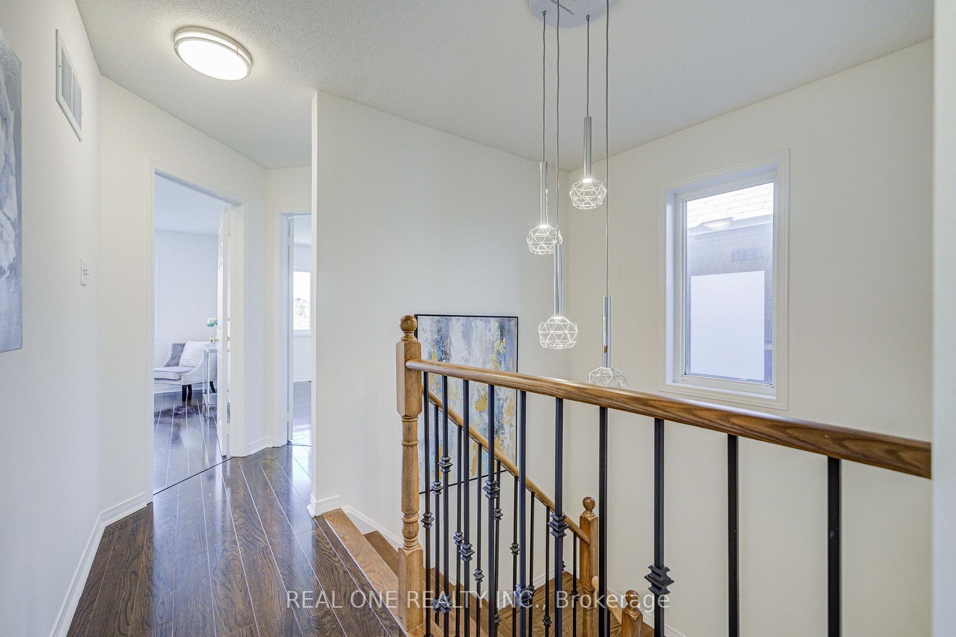 Photo 23 of 65 Westcliffe Crescent, Richmond Hill, Jefferson — HOMEH