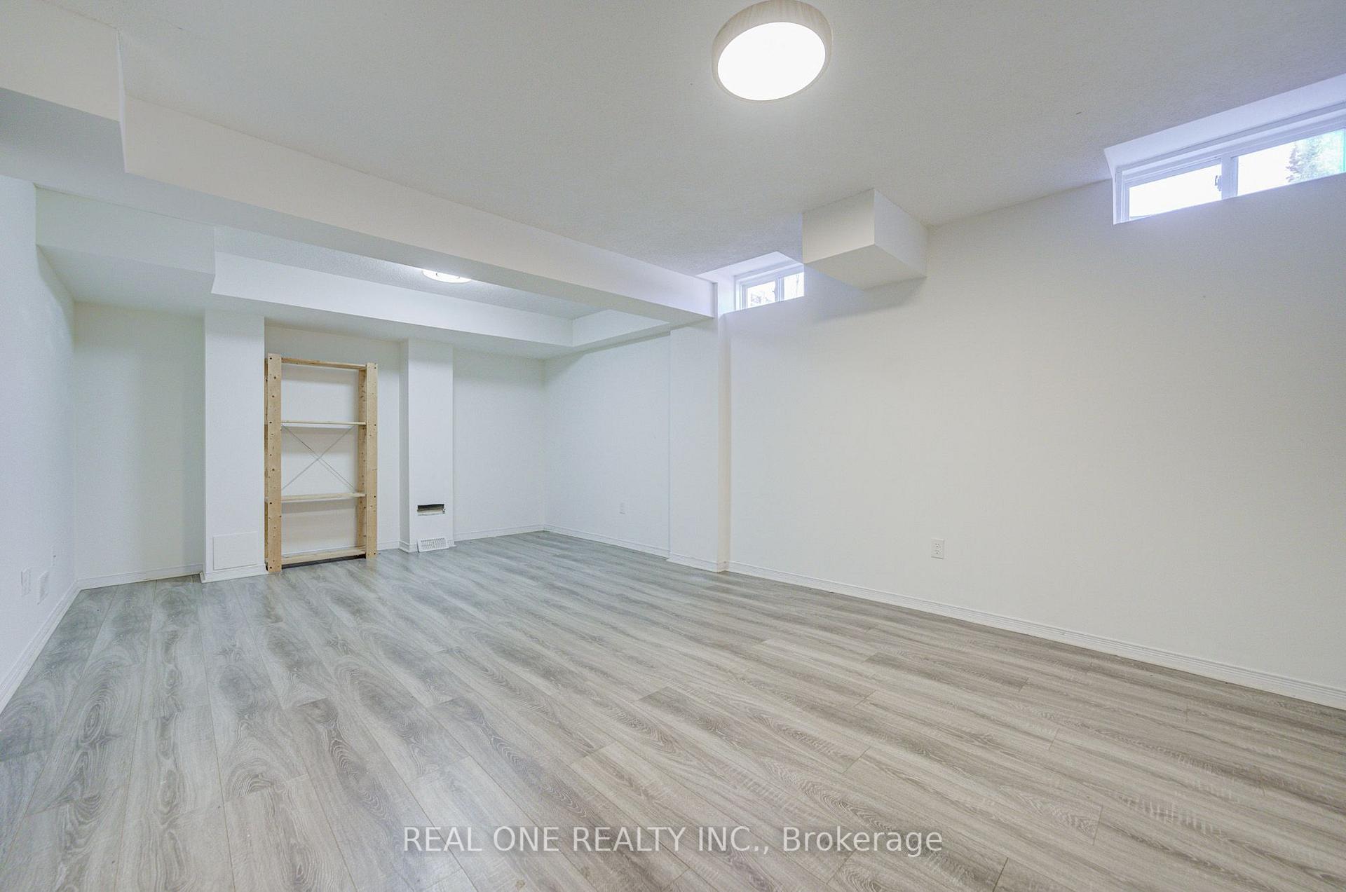 Photo 38 of 65 Westcliffe Crescent, Richmond Hill, Jefferson — HOMEH