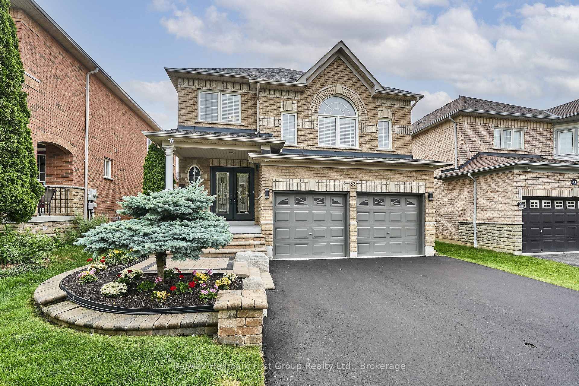 Photo 1 of 33 Carlinds Drive, Whitby, Rolling Acres — HOMEH
