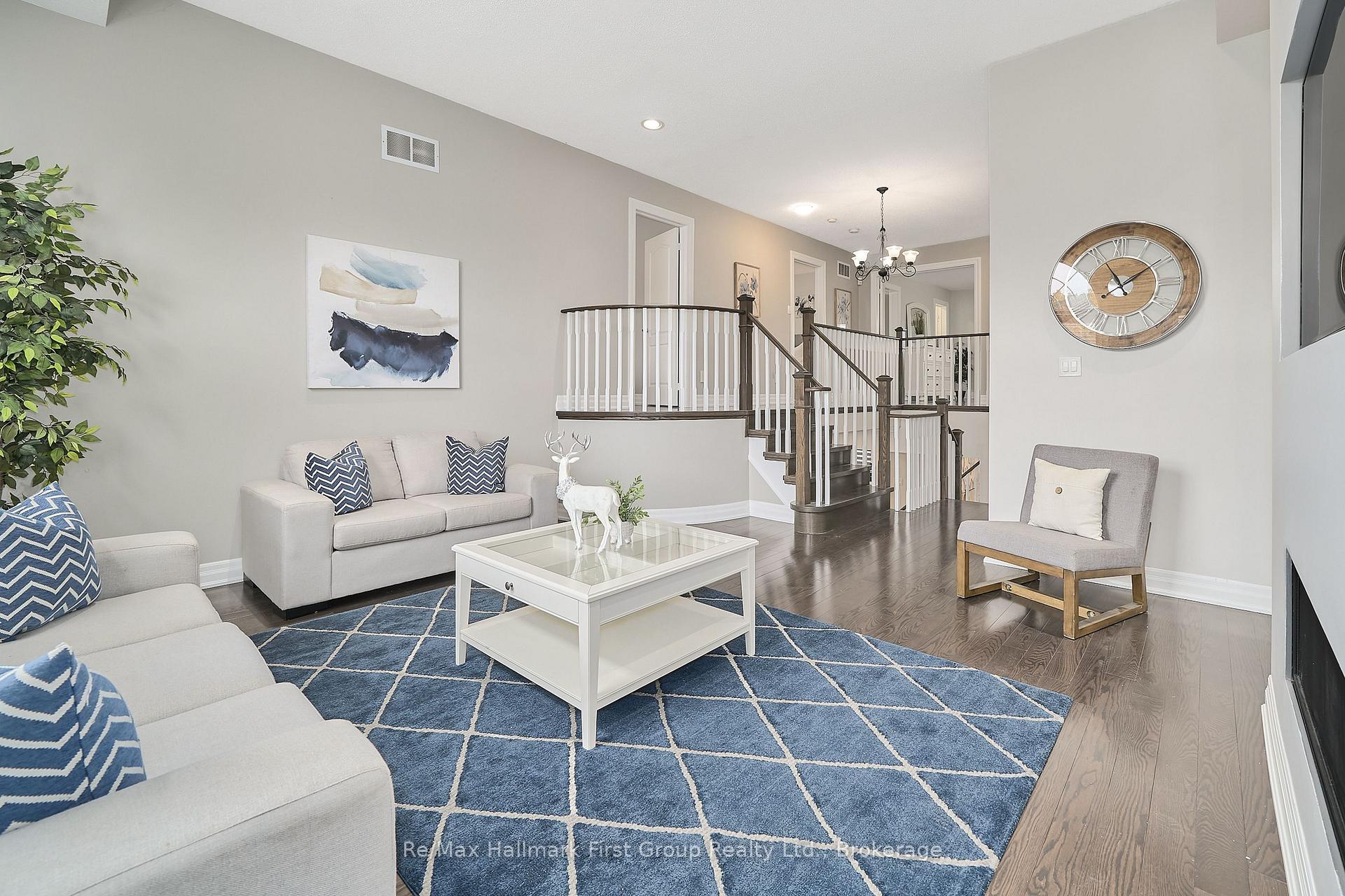 Photo 21 of 33 Carlinds Drive, Whitby, Rolling Acres — HOMEH