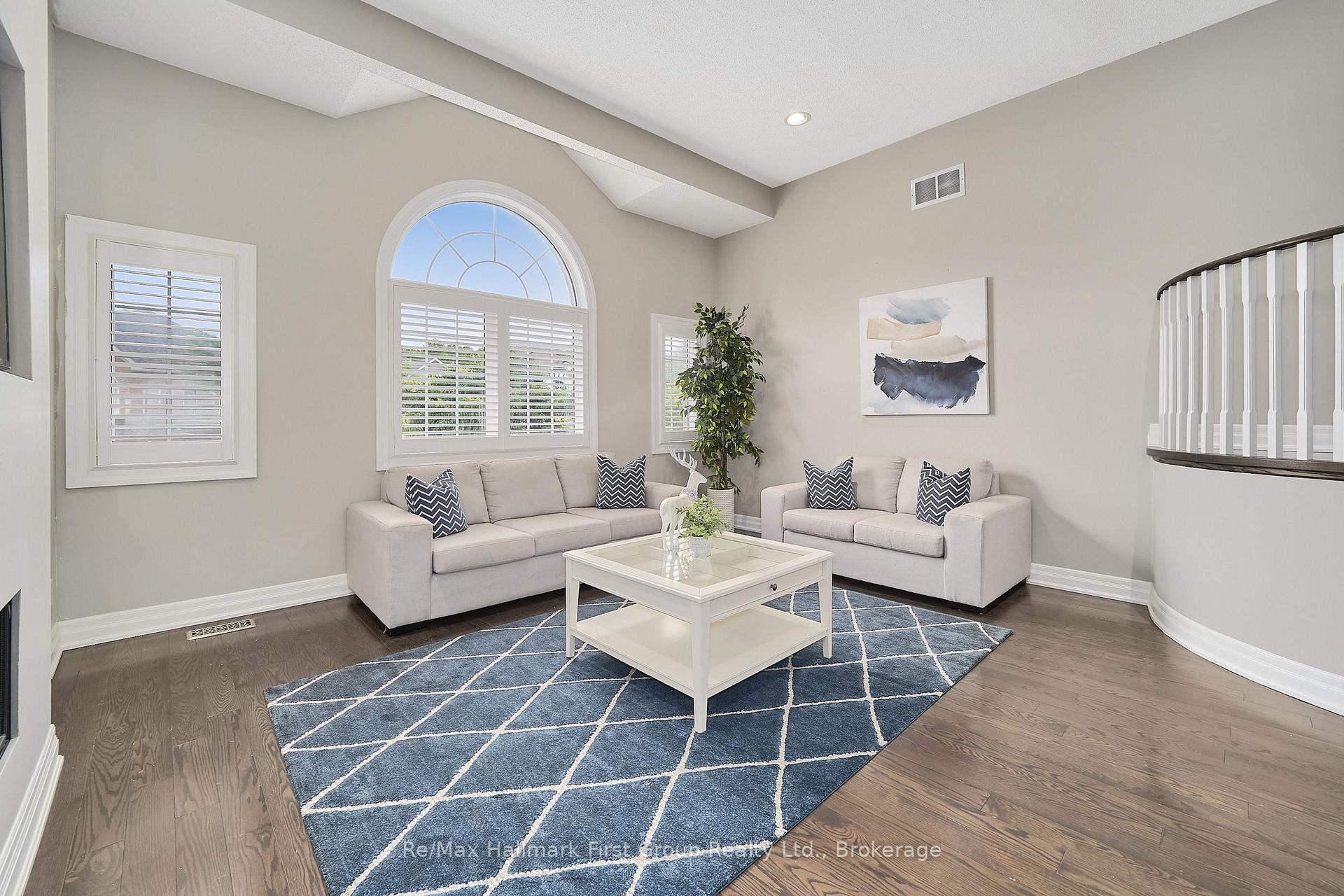 Photo 22 of 33 Carlinds Drive, Whitby, Rolling Acres — HOMEH