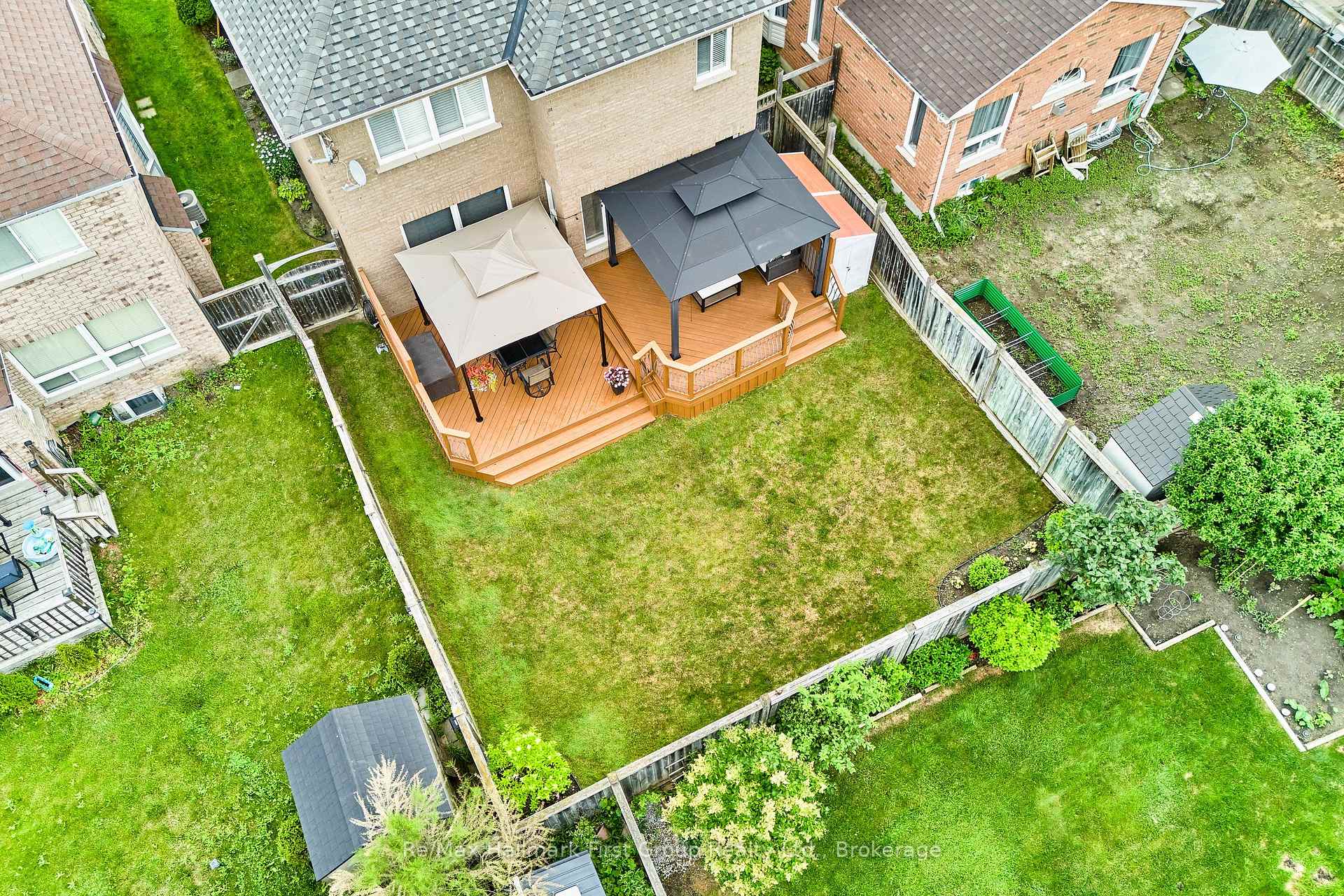 Photo 46 of 33 Carlinds Drive, Whitby, Rolling Acres — HOMEH