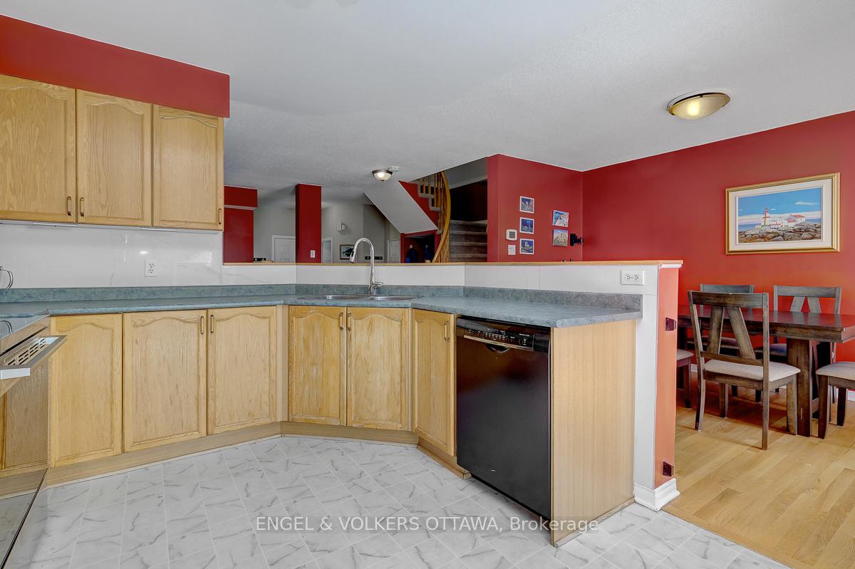 Photo 15 of 88 Kincardine Drive, Ottawa, Kanata - Glencairn/Hazeldean — HOMEH