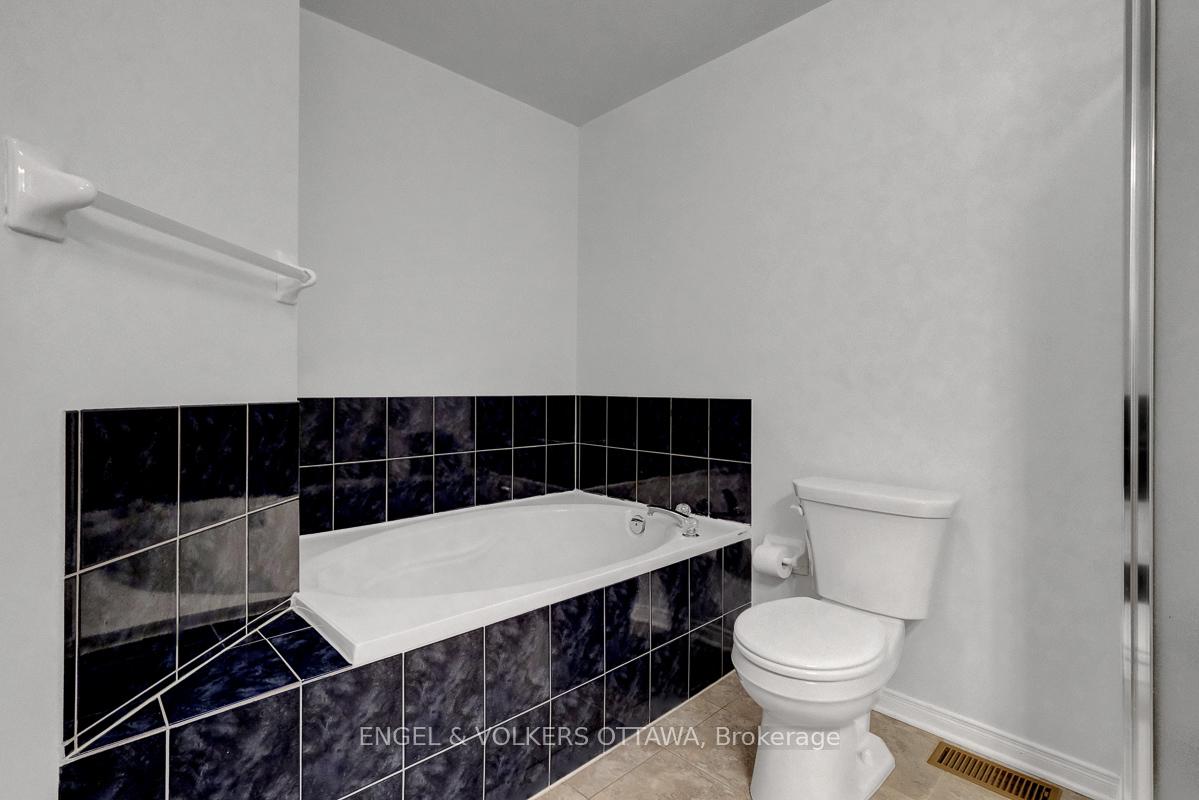 Photo 33 of 88 Kincardine Drive, Ottawa, Kanata - Glencairn/Hazeldean — HOMEH