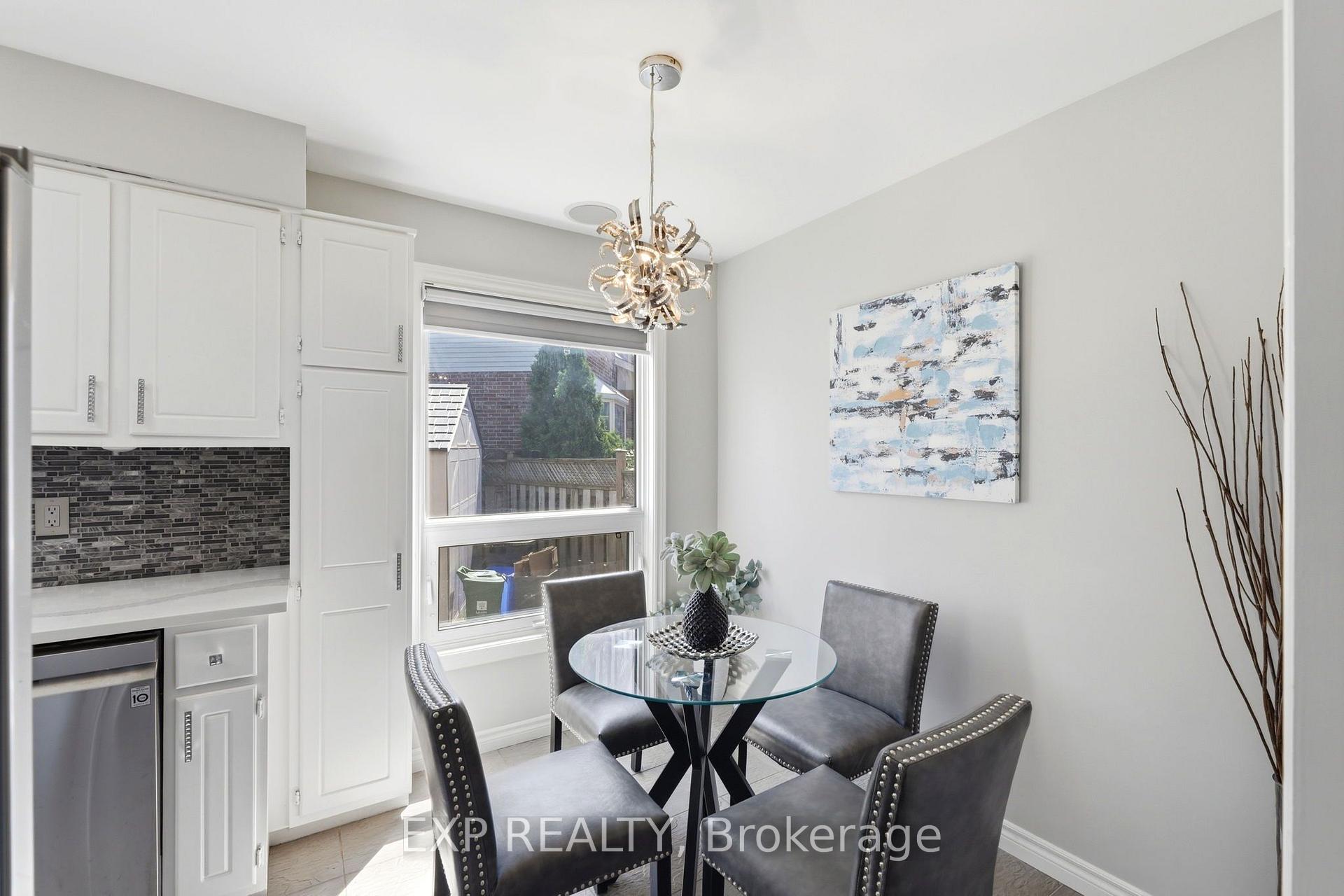 Photo 18 of 111 Gerald Crescent, London, South J — HOMEH