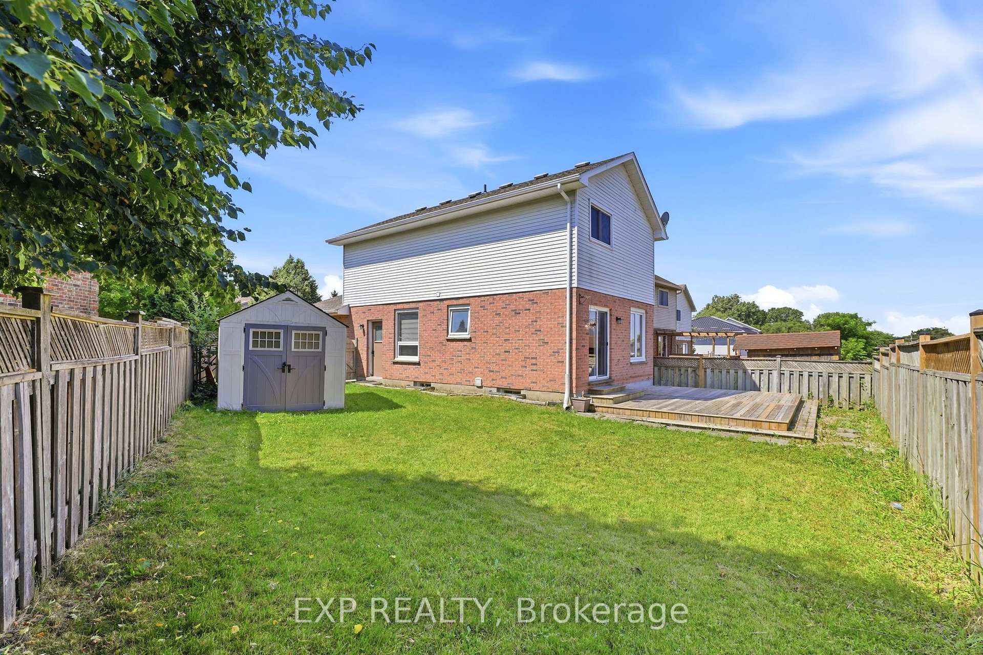 Photo 39 of 111 Gerald Crescent, London, South J — HOMEH