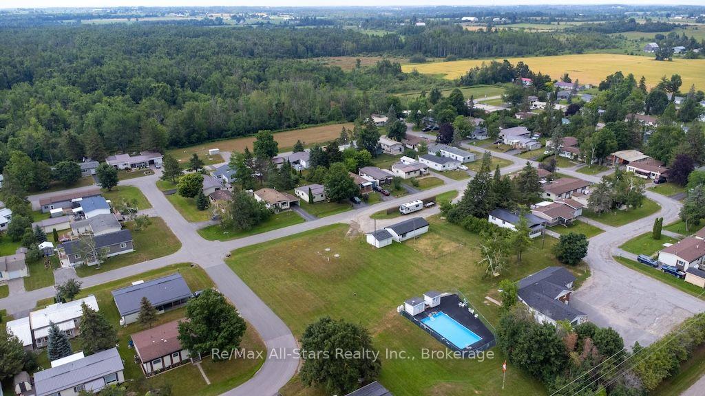 Photo 28 of 12 Park Street, Kawartha Lakes, Fenelon — HOMEH