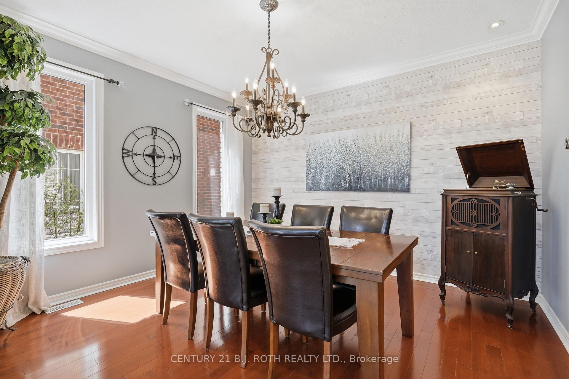 Photo 9 of 115 Sandringham Drive, Barrie, Innis-Shore — HOMEH