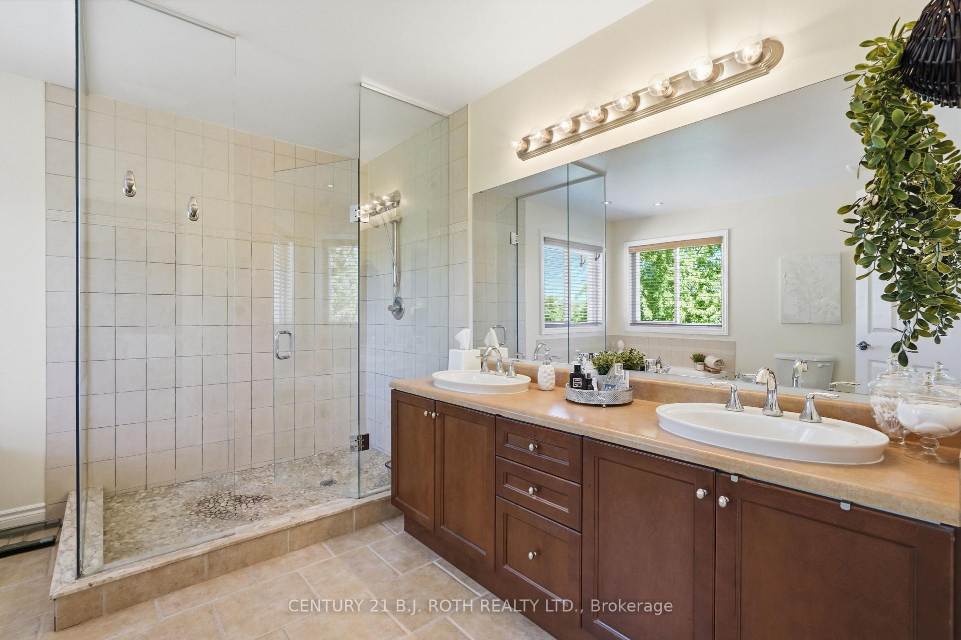 Photo 22 of 115 Sandringham Drive, Barrie, Innis-Shore — HOMEH