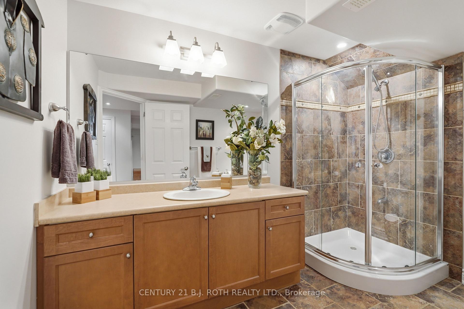 Photo 34 of 115 Sandringham Drive, Barrie, Innis-Shore — HOMEH