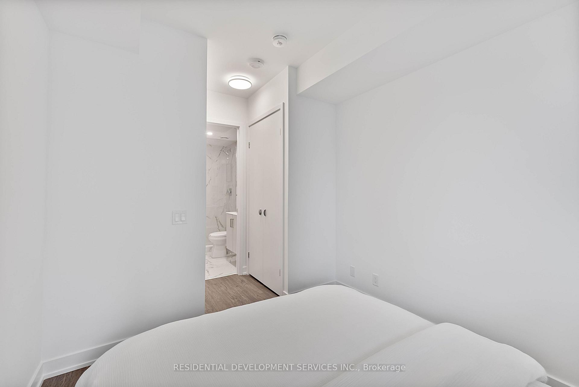 Photo 17 of Unit 901, 88 Queen Street, Toronto, Church-Yonge Corridor — HOMEH