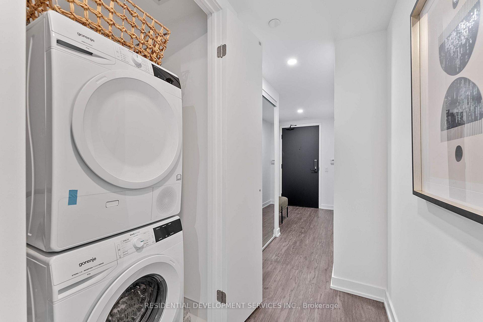 Photo 19 of Unit 901, 88 Queen Street, Toronto, Church-Yonge Corridor — HOMEH