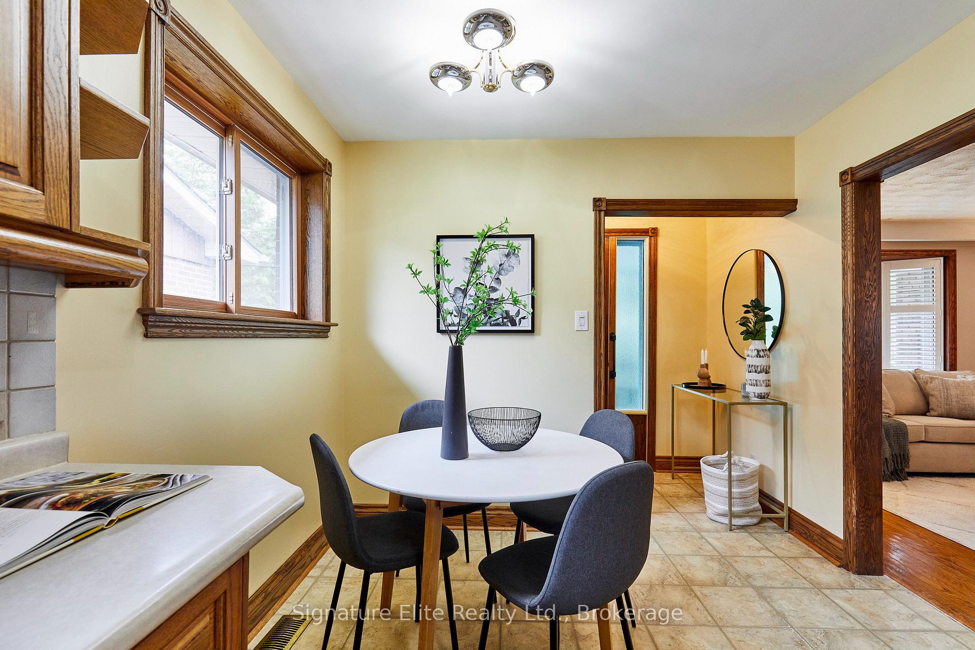 Photo 17 of 35 Ravenview Drive, Scarborough, West Hill — HOMEH