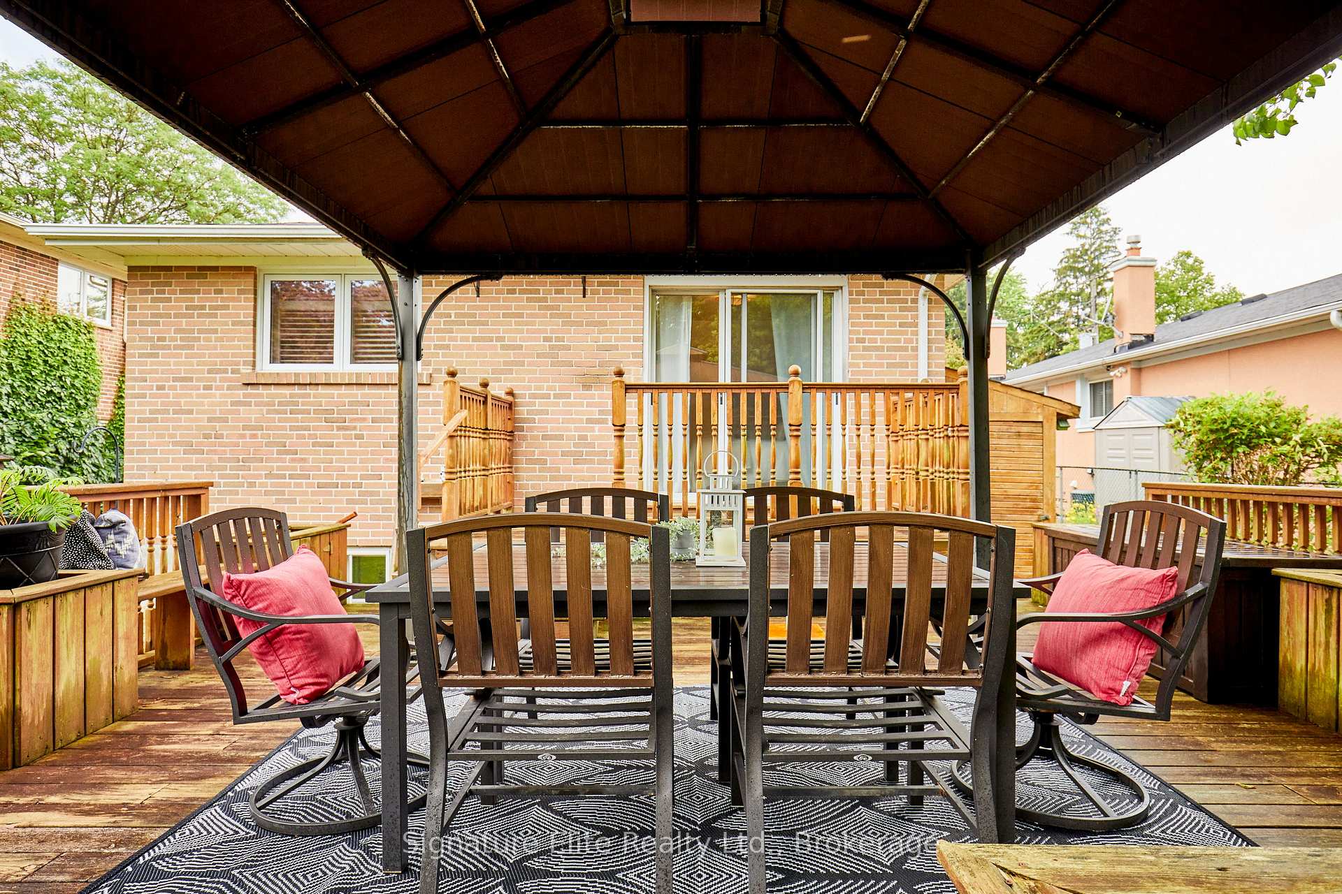 Photo 24 of 35 Ravenview Drive, Scarborough, West Hill — HOMEH