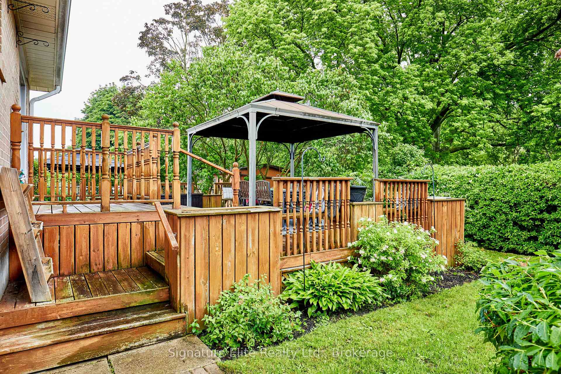 Photo 28 of 35 Ravenview Drive, Scarborough, West Hill — HOMEH