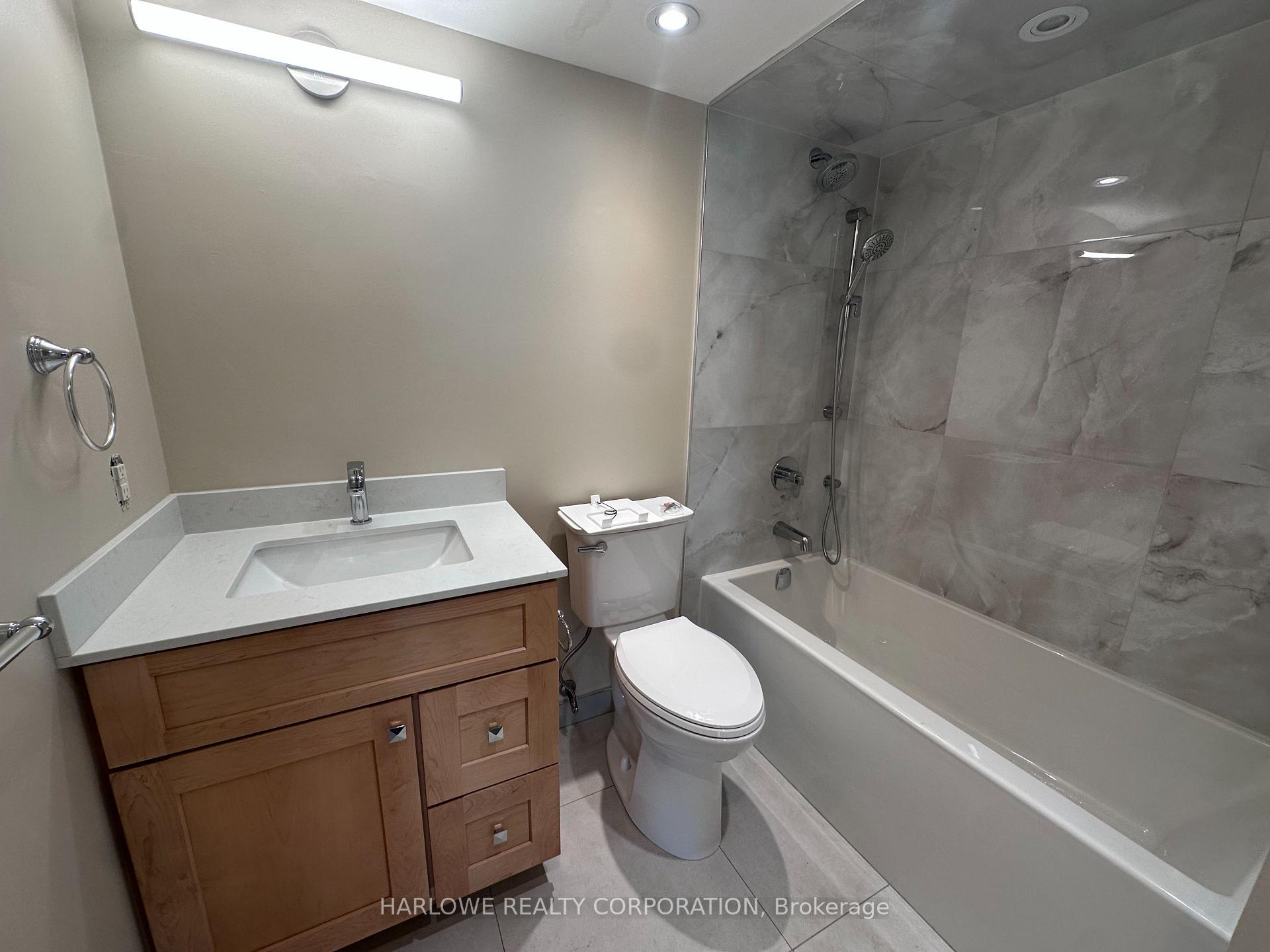 Photo 8 of Unit 1506, 503 Beecroft Road, North York, Willowdale West — HOMEH
