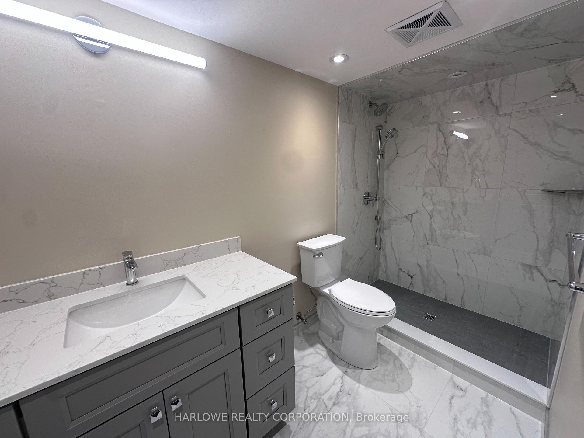 Photo 13 of Unit 1506, 503 Beecroft Road, North York, Willowdale West — HOMEH