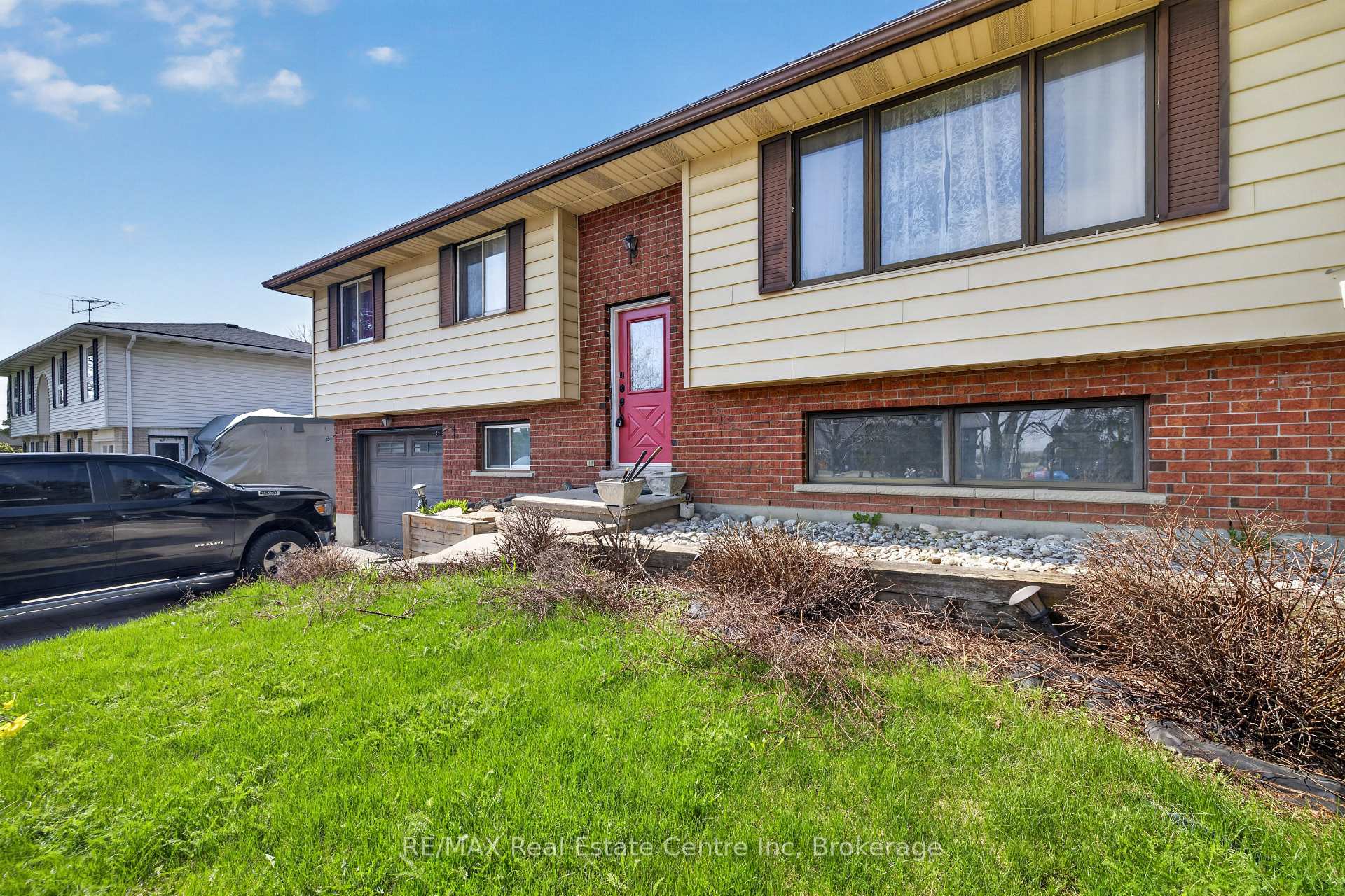Photo 4 of 7730 Sixth Line, Centre Wellington, Rural Centre Wellington East — HOMEH