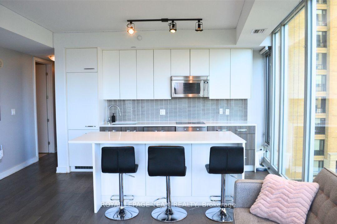 Photo 5 of Unit 607, 111 Champagne Avenue S, Ottawa, West Centre Town — HOMEH