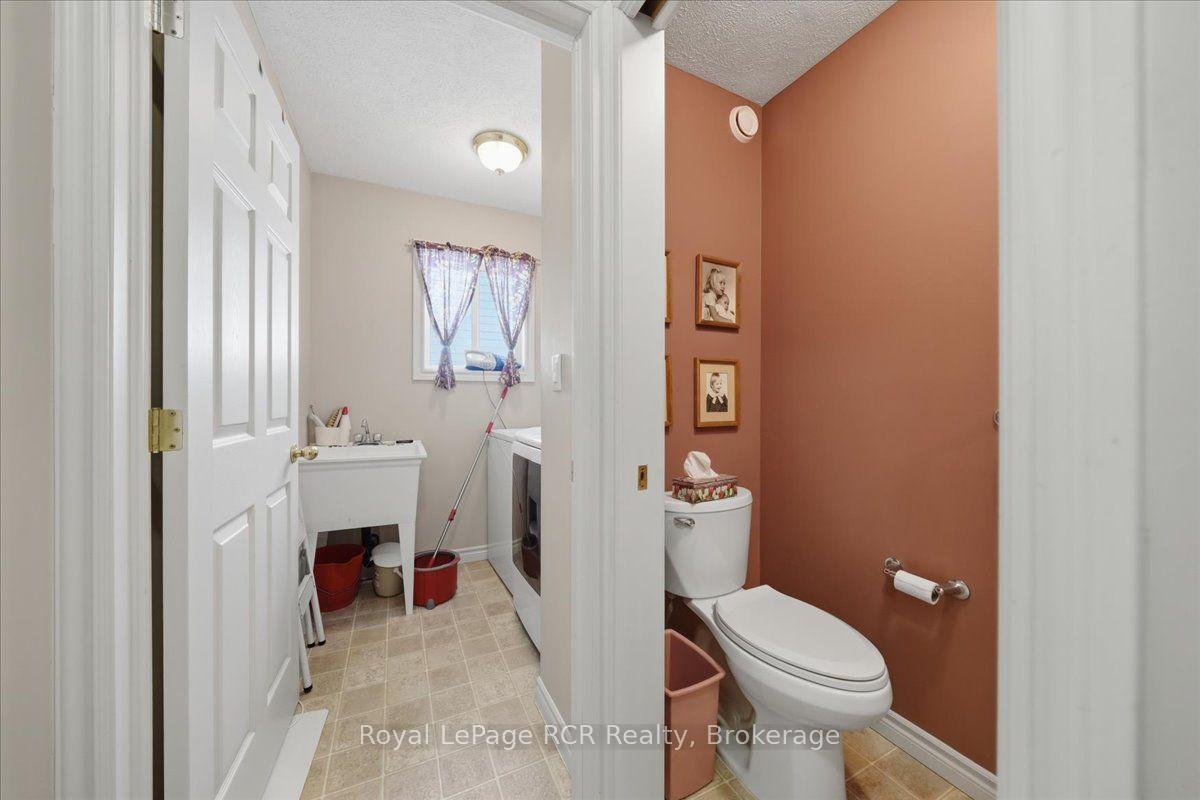 Photo 13 of 255 2nd Avenue W, Owen Sound — HOMEH