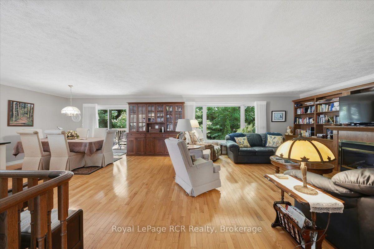 Photo 24 of 255 2nd Avenue W, Owen Sound — HOMEH