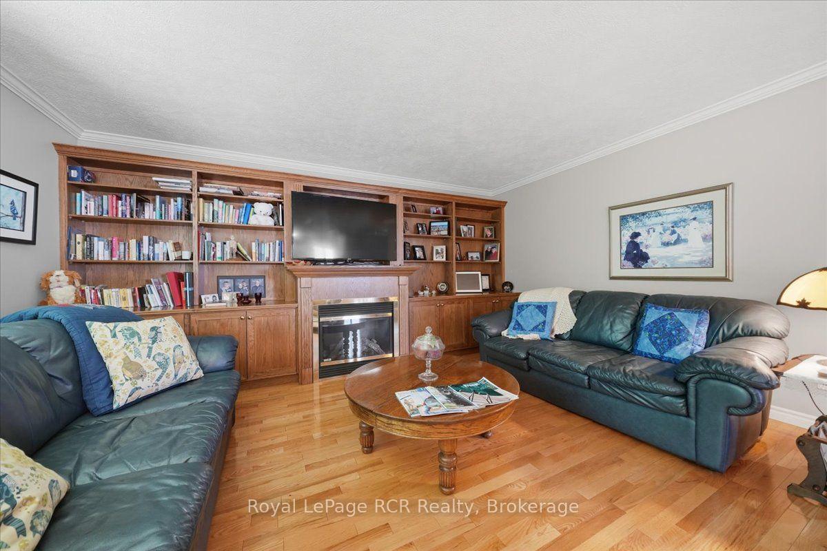 Photo 28 of 255 2nd Avenue W, Owen Sound — HOMEH